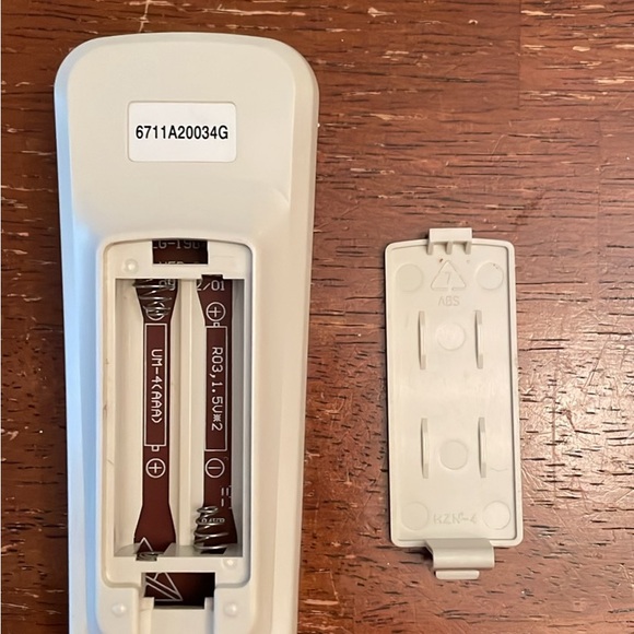 LG Remote Control for Window AC - Picture 4 of 4